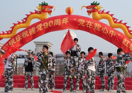 又一TVB民初题材新剧将播！TVB小花演女一因怀孕缺席宣传！