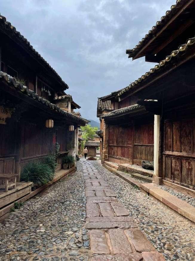 轨道交通建设须因地制宜